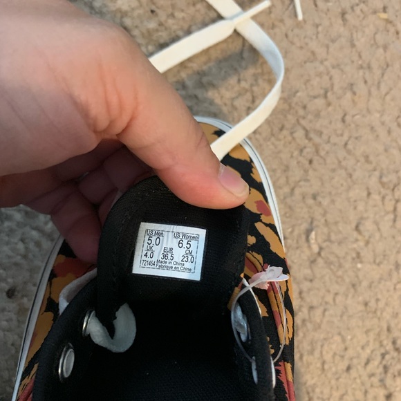 Vans Authentic Inca Gold 🐆 Leopard - Picture 4 of 4